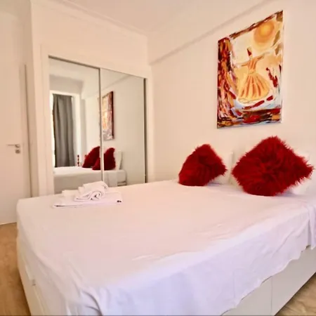 Apartment Akicity Lapa Selected Lisbon